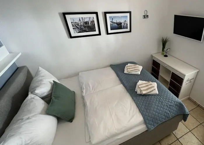 House House Semesterbostad *